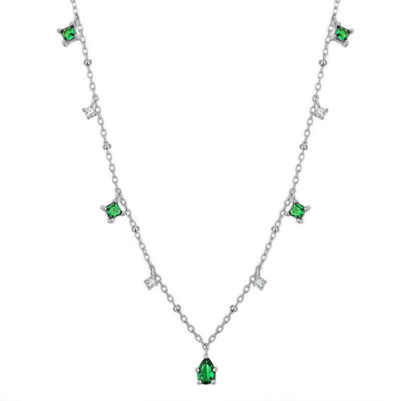 Retro Emerald Necklace Collar